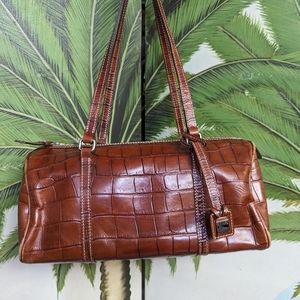 VINTAGE EUC DOONEY & BOURKE ALLIGATOR leather barrel bag